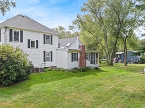 266 West Street, Reading MA 01867