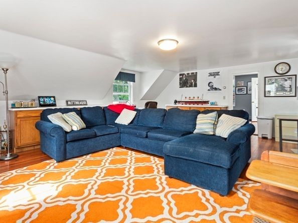 266 West Street, Reading MA 01867