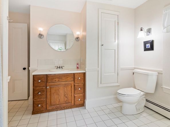 266 West Street, Reading MA 01867