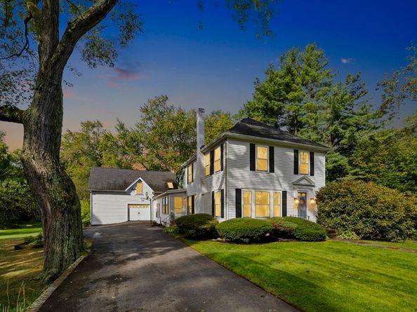 266 West Street, Reading MA 01867