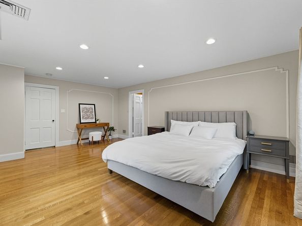 31 West Boulevard Rd, Newton MA 02459