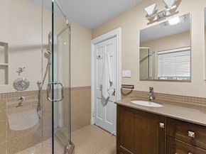 31 West Boulevard Rd, Newton MA 02459