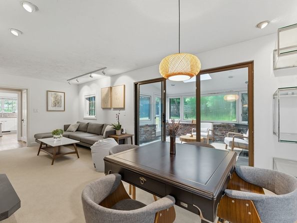 31 West Boulevard Rd, Newton MA 02459