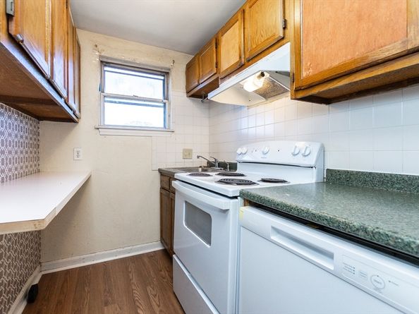 292 Hollis St, Framingham MA 01702
