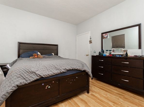 292 Hollis St, Framingham MA 01702