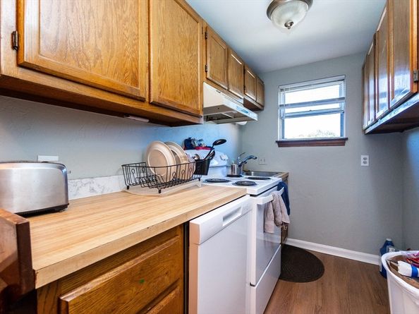 292 Hollis St, Framingham MA 01702