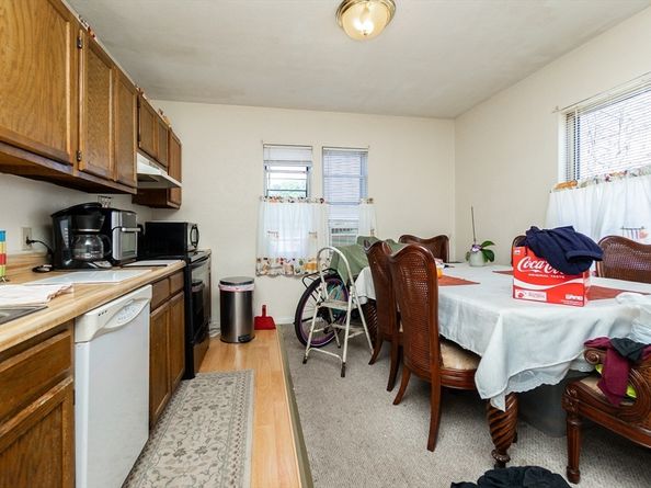 292 Hollis St, Framingham MA 01702