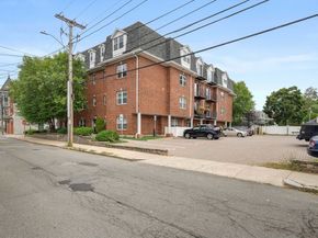 179 Park St 201, Medford MA 02155