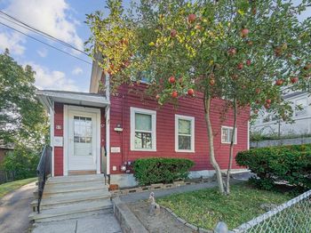 57 Buckley St