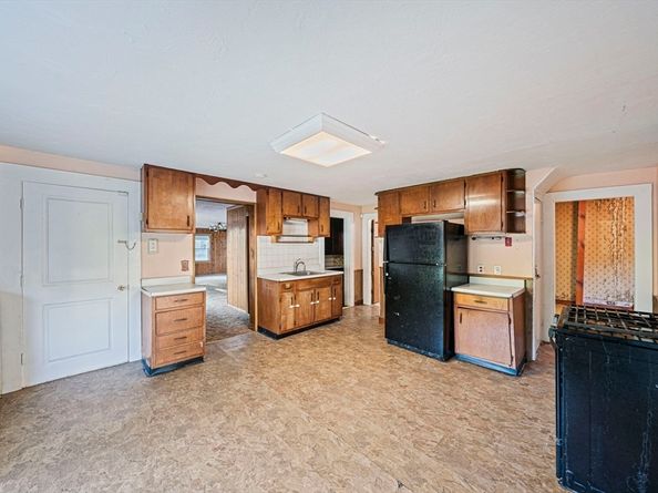 57 Buckley St, Quincy MA 02169