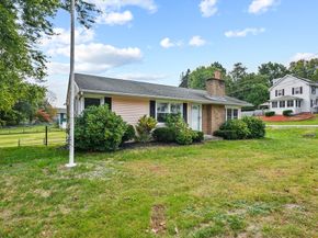34 Rockland Road, Auburn MA 01501
