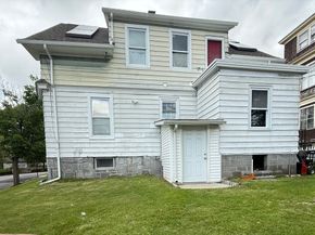 12 Stoneland Rd, Worcester MA 01603