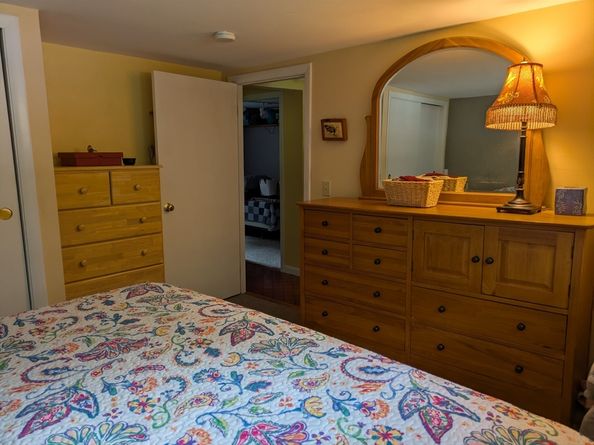 12 Lovering St, Medway MA 02053