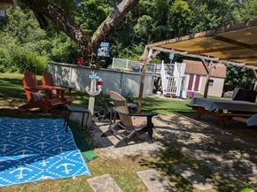 12 Lovering St, Medway MA 02053