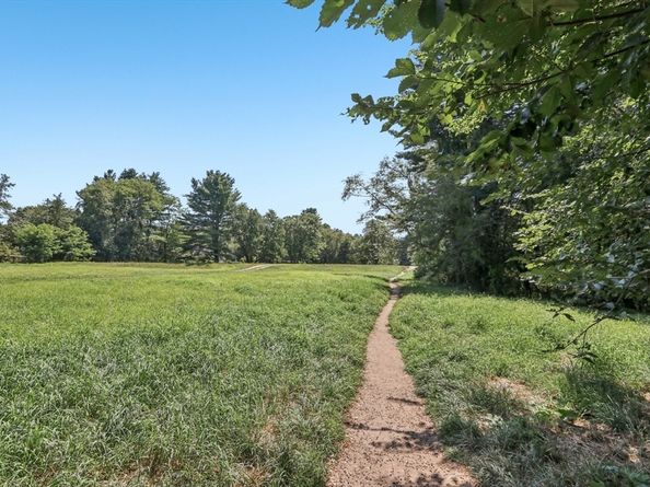 318 Harvard Rd, Stow MA 01775