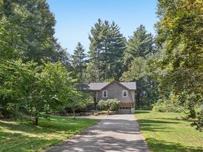 318 Harvard Rd, Stow MA 01775