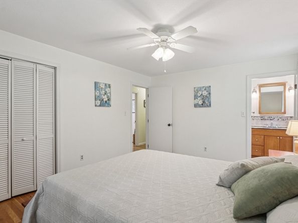 318 Harvard Rd, Stow MA 01775