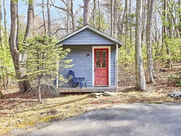 21 Woodside Road, Harvard MA 01451