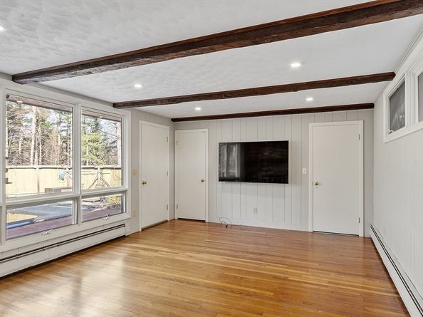 21 Woodside Road, Harvard MA 01451