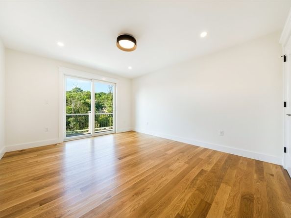 3 Colburn St 2, Gloucester MA 01930