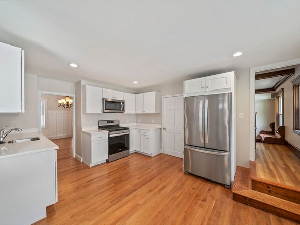 84 Blue Hills Parkway, Milton MA 02186