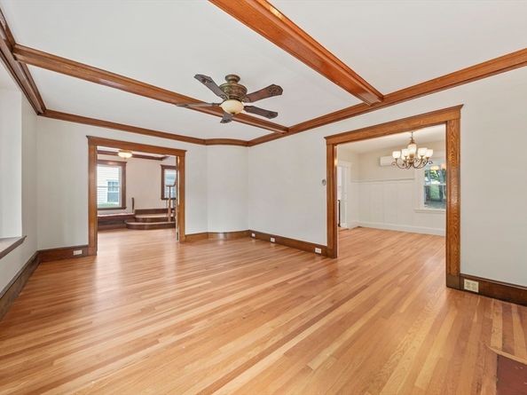 84 Blue Hills Parkway, Milton MA 02186