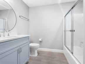 868 Washington St 868, Norwood MA 02062