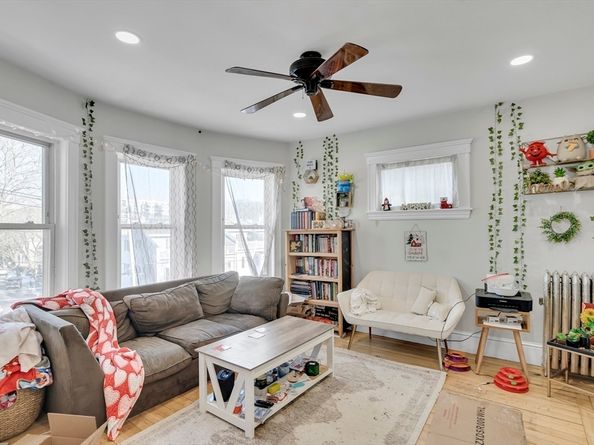 66 Union St, Boston MA 02135