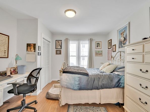 66 Union St, Boston MA 02135
