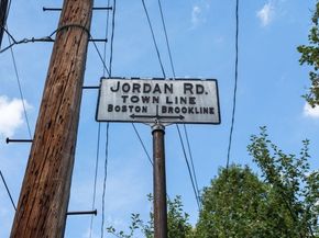 249 Corey 103, Boston MA 02135