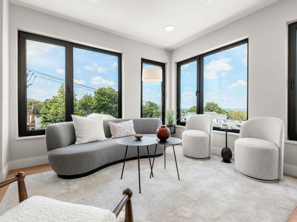 249 Corey 103, Boston MA 02135