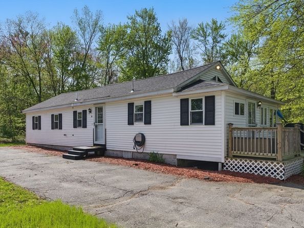12 Stoney Dr, Billerica MA 01862