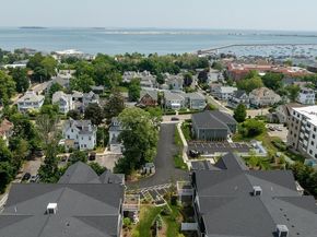 134 Court St 12, Plymouth MA 02360