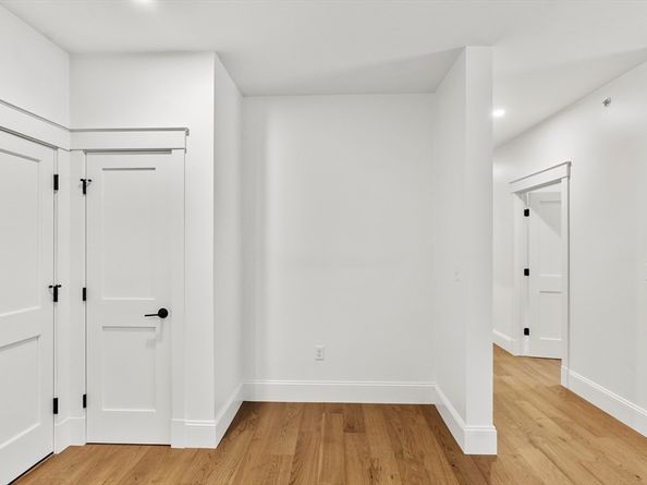 134 Court St 12, Plymouth MA 02360