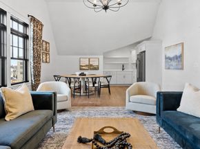 134 Court St 12, Plymouth MA 02360