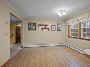 11 Federal St, Blackstone MA 01504