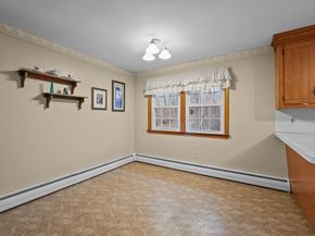 11 Federal St, Blackstone MA 01504