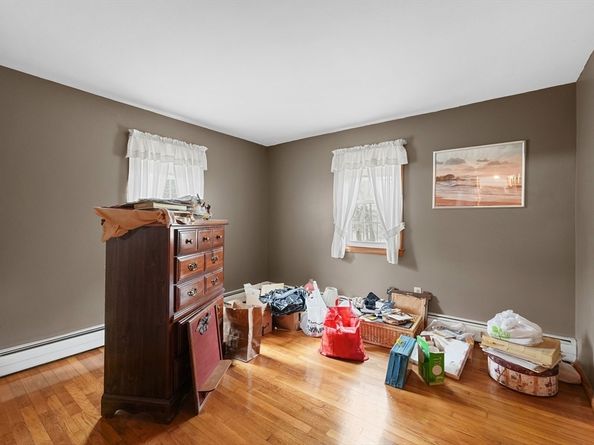 11 Federal St, Blackstone MA 01504