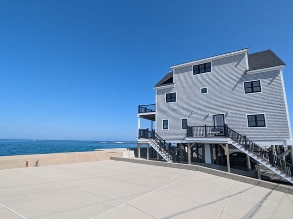 328 Ocean St, Marshfield MA 02051