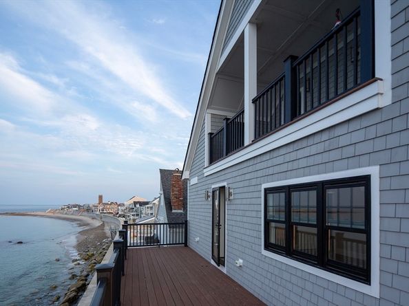 328 Ocean St, Marshfield MA 02051