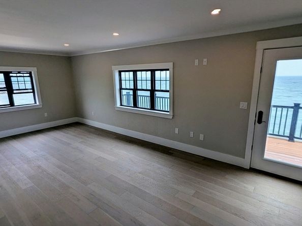 328 Ocean St, Marshfield MA 02051