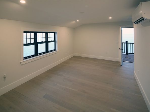 328 Ocean St, Marshfield MA 02051