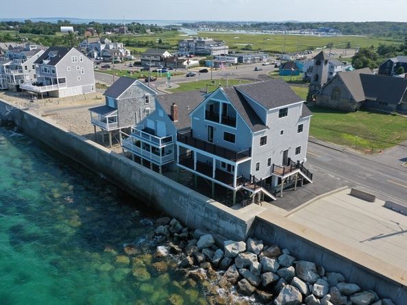 328 Ocean St, Marshfield MA 02051