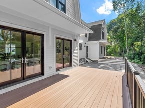 20 Oakland Street, Wellesley MA 02481