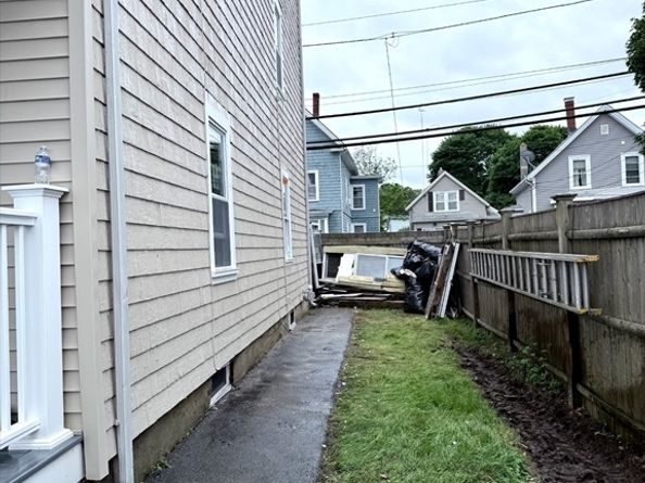 103 Warren St, Lynn MA 01905