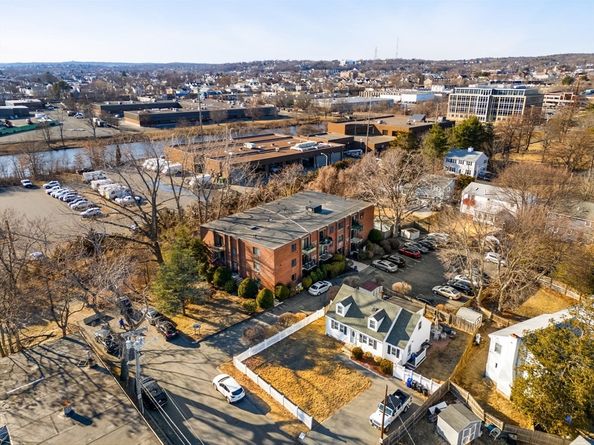 103 Newman Road 5, Malden MA 02148