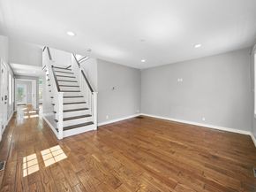 13 Oak St, Salem MA 01970