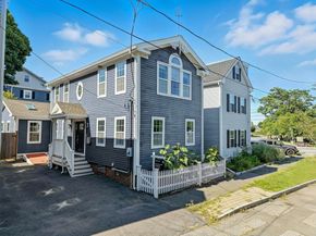 13 Oak St, Salem MA 01970