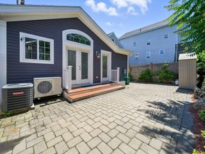13 Oak St, Salem MA 01970