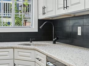 13 Oak St, Salem MA 01970